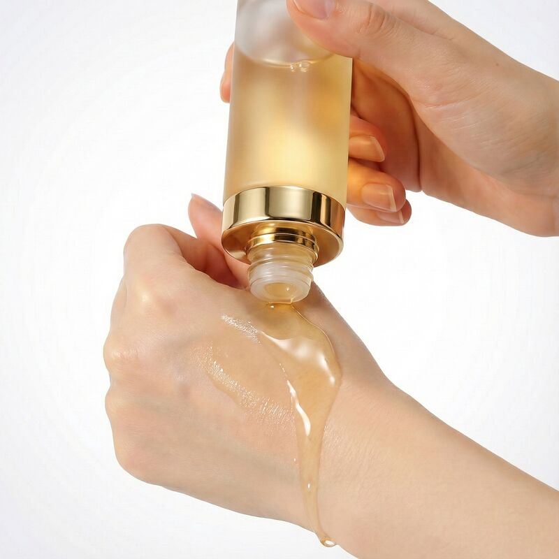 OEM ODM brand firming anti wrinkle essence toner, containing retinol peptide and vitamin E, can smooth fine lines, brighten skin tone, moisturize and moisturize